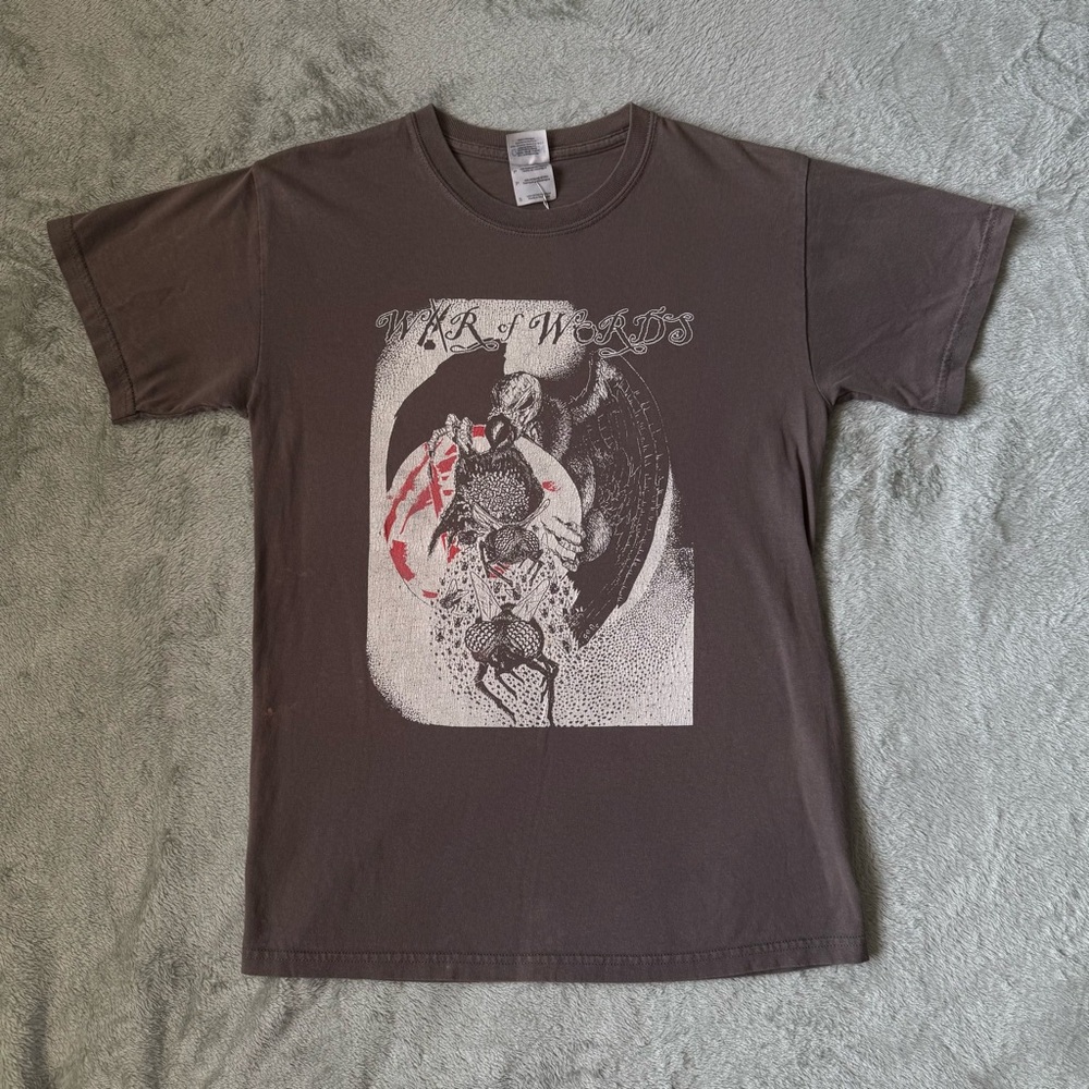 Vintage War Of Words Grey Distressed T Shirt